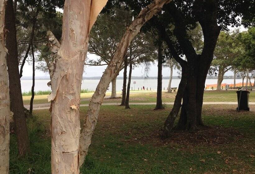 בית מלון כפרי Canton Beach Holiday Park