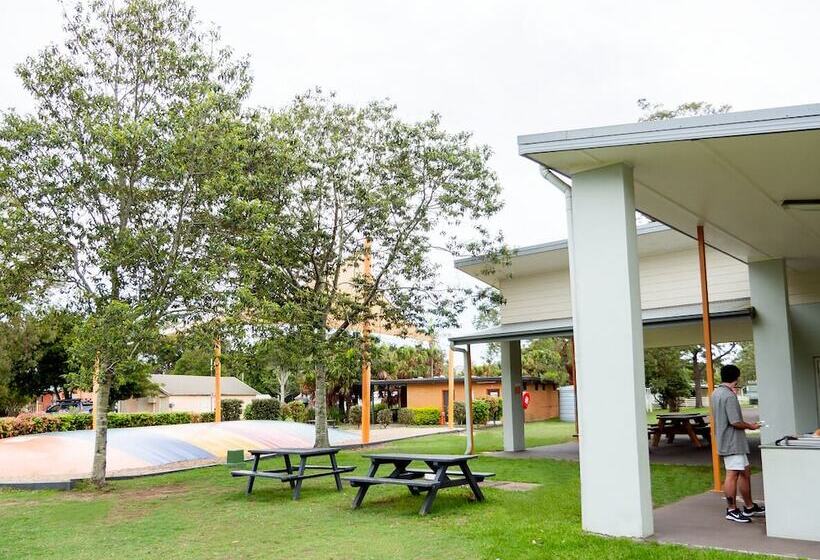 בית מלון כפרי Canton Beach Holiday Park