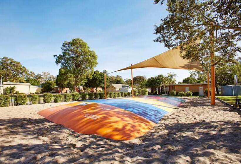 בית מלון כפרי Canton Beach Holiday Park