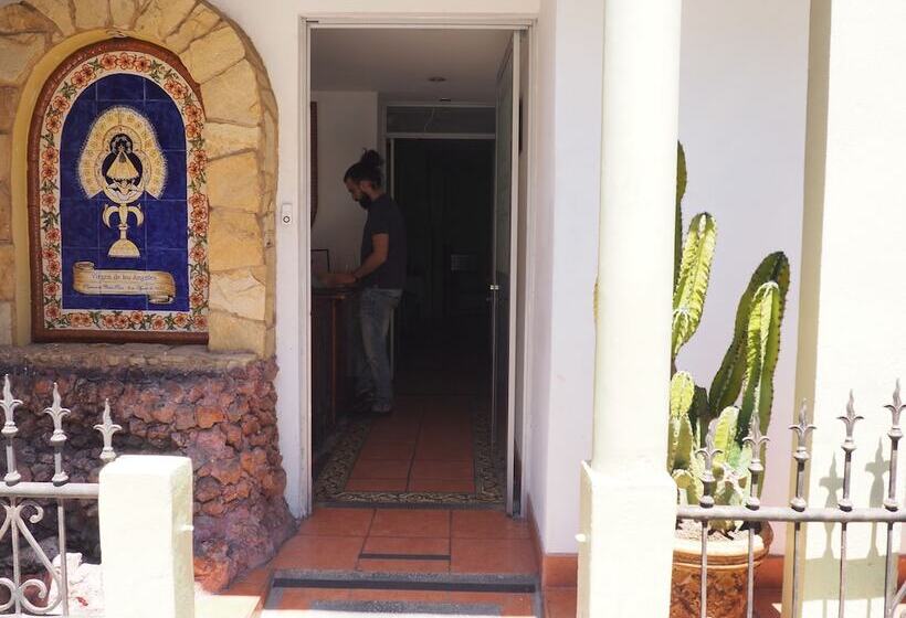 فندق Catedral Casa Cornejo