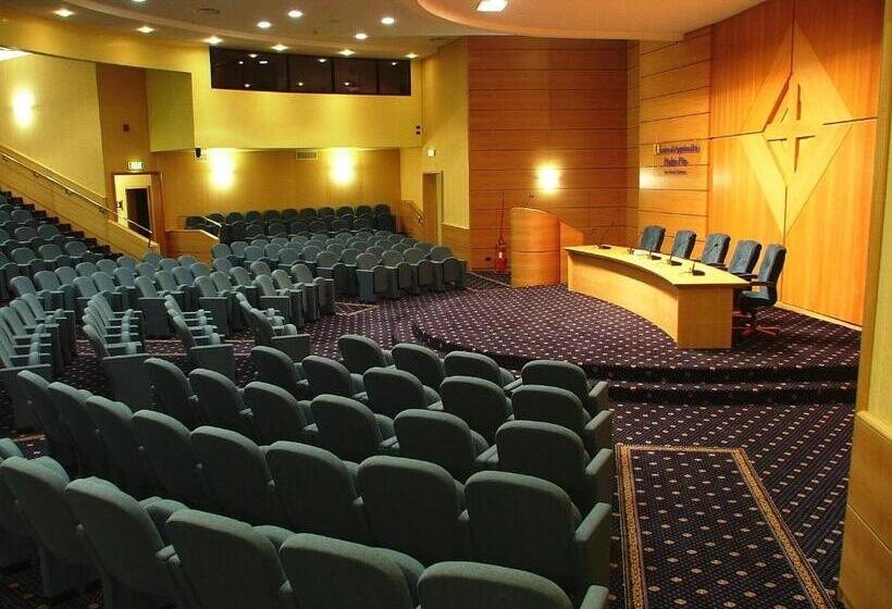 Отель Centro Di Spiritualita Padre Pio