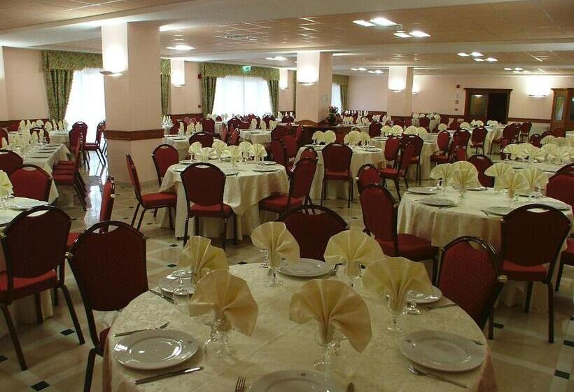 Отель Centro Di Spiritualita Padre Pio