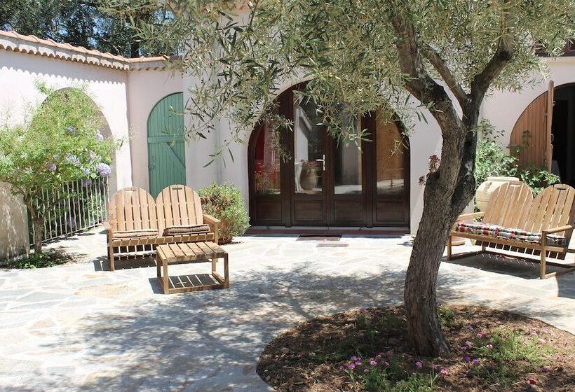 هتل Chambres D Hôtes Le Clos Des Oliviers