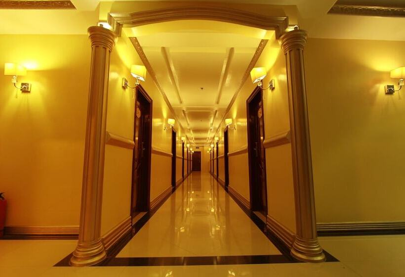 هتل Clark Imperial