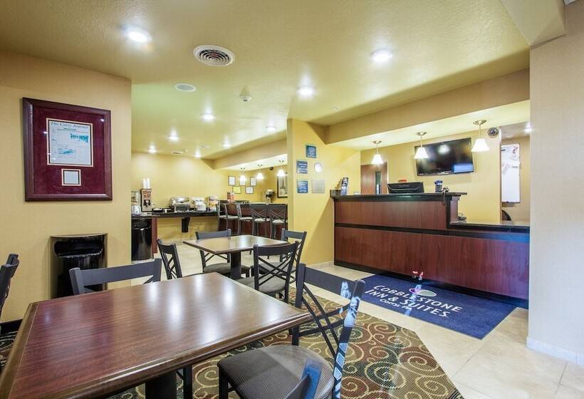 בית מלון כפרי Cobblestone Inn & Suites  Corry