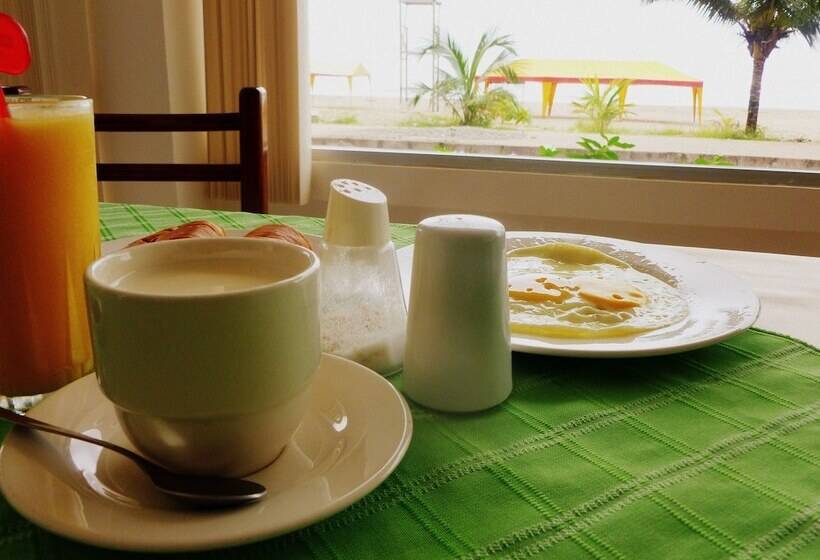 هتل Costa Paraiso