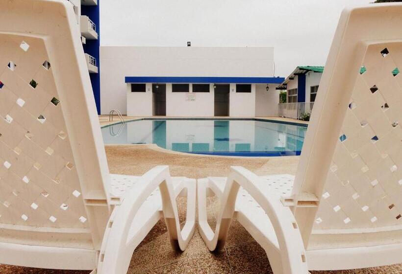 هتل Costa Paraiso