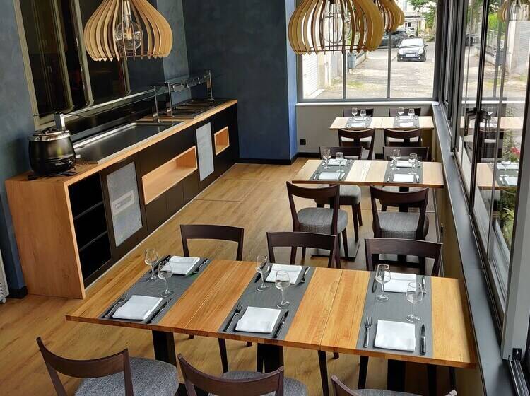 호텔 Logis Hôtel Restaurant De France