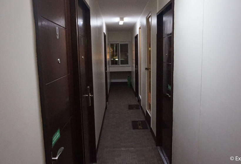 호텔 Dg Budget Naia