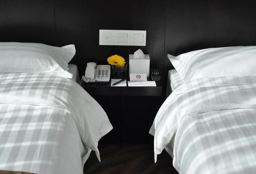 בית מלון כפרי Dreamtel Kota Kinabalu