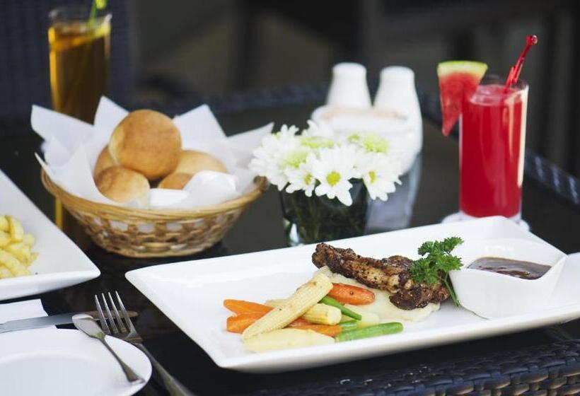 בית מלון כפרי Dreamtel Kota Kinabalu