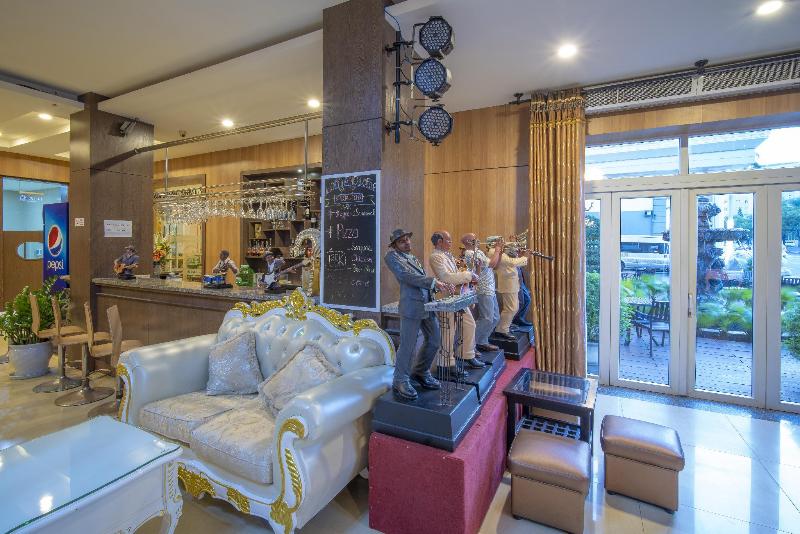 هتل Eden Plaza Danang