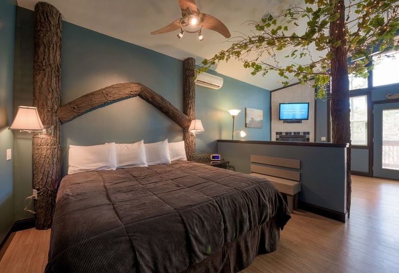 فندق Eureka Springs Treehouses, Hobbit Caves & Castles