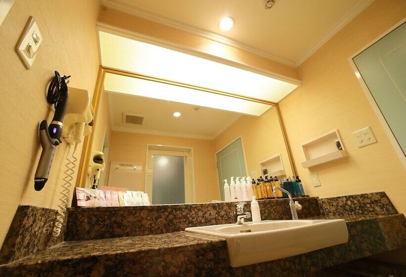 فندق Fine Garden Suzuka