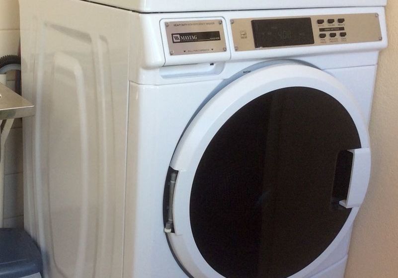 호텔 Gladstone Caravan Park  South Australia