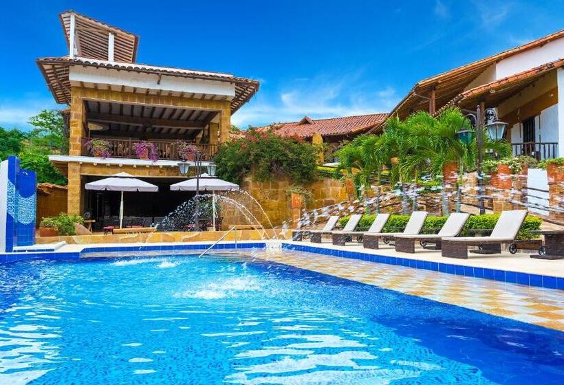 هتل Hicasua Y Centro De Convenciones