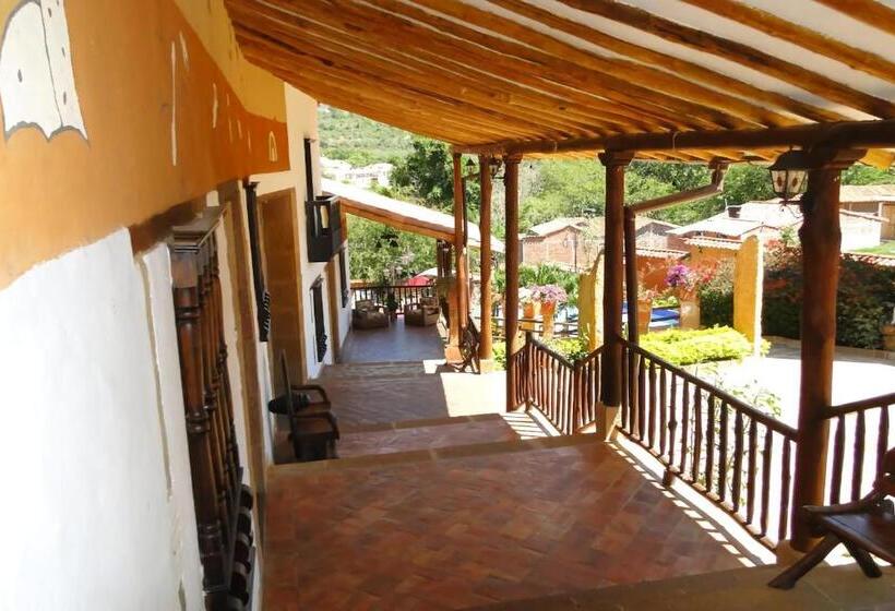 هتل Hicasua Y Centro De Convenciones