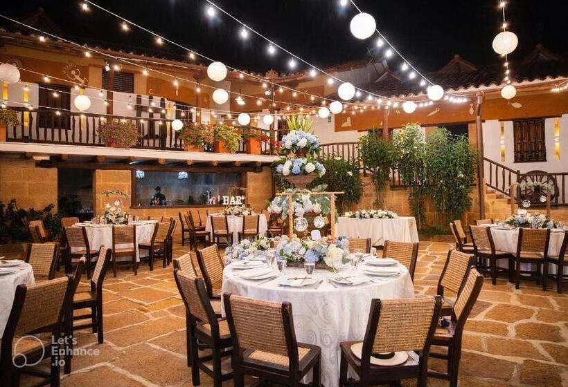 فندق Hicasua Y Centro De Convenciones