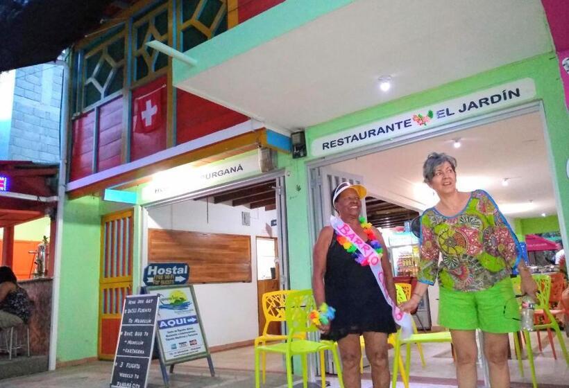 فندق Hostal Capurgana