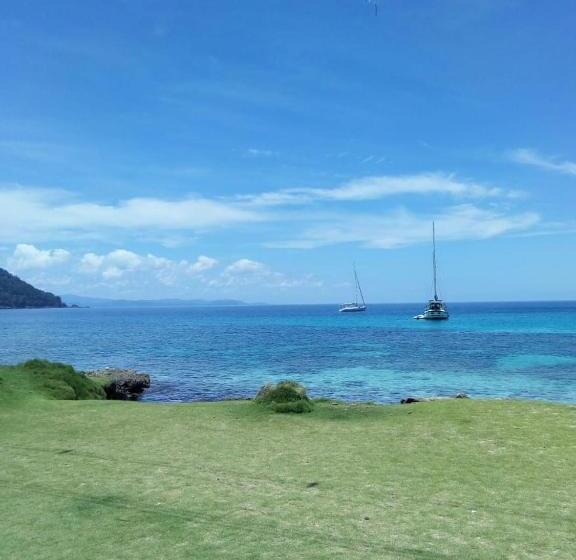 فندق Hostal Capurgana