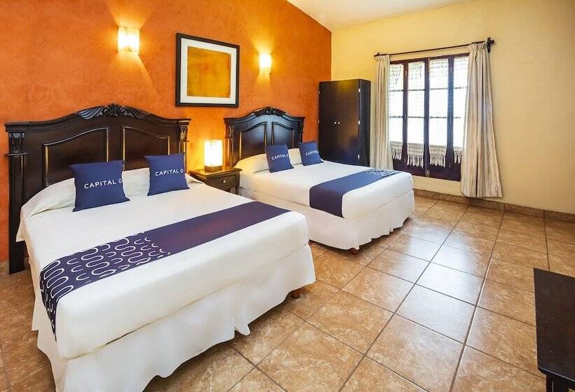 فندق Hostal El Patio