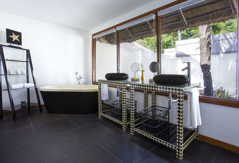 هتل Huma Island Resort & Spa