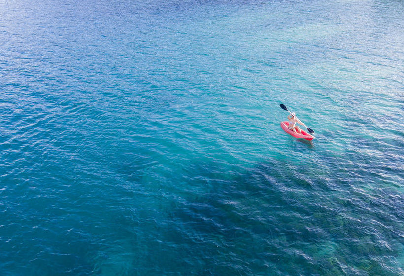 هتل Huma Island Resort & Spa