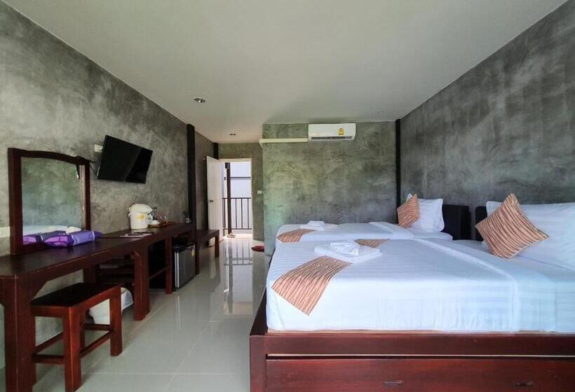 호텔 Ibiza Phi Phi