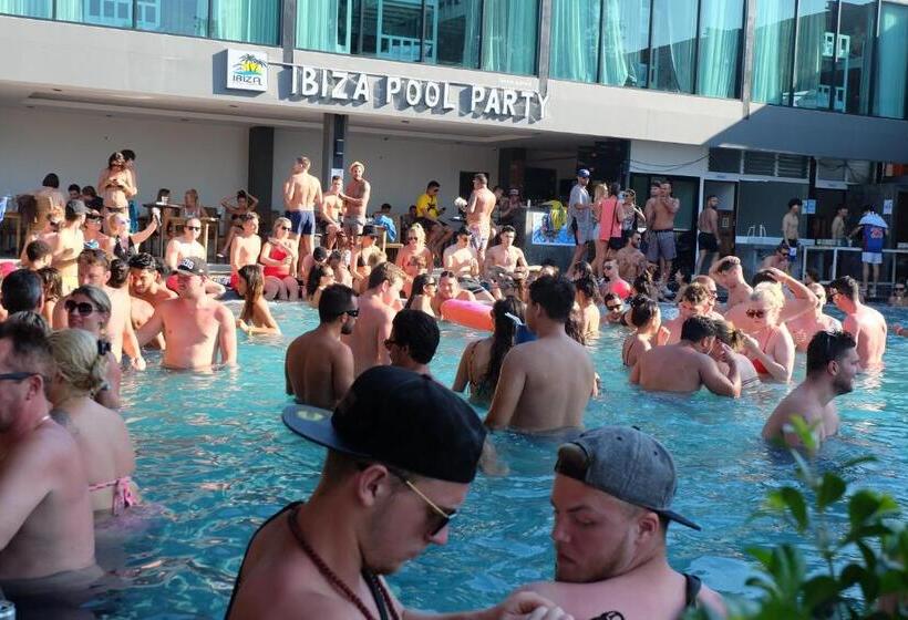 호텔 Ibiza Phi Phi