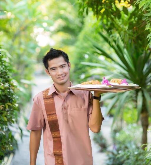 호텔 Ibiza Phi Phi