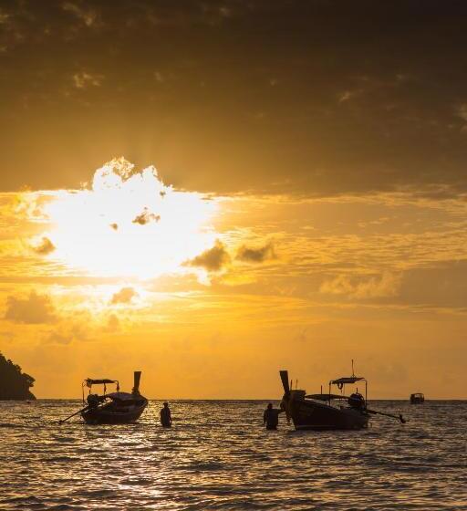 호텔 Ibiza Phi Phi