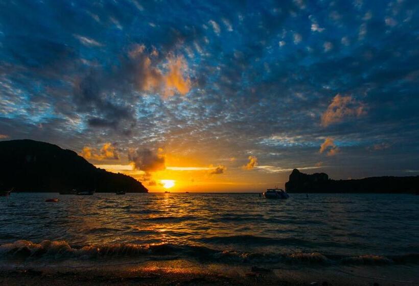 호텔 Ibiza Phi Phi