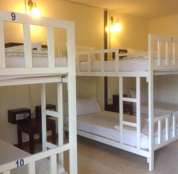 호텔 Ibiza Phi Phi