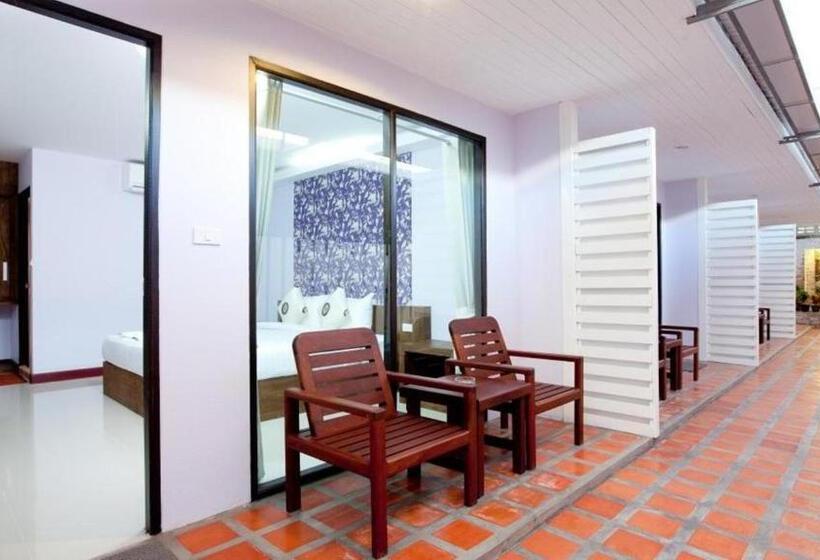 호텔 Ibiza Phi Phi