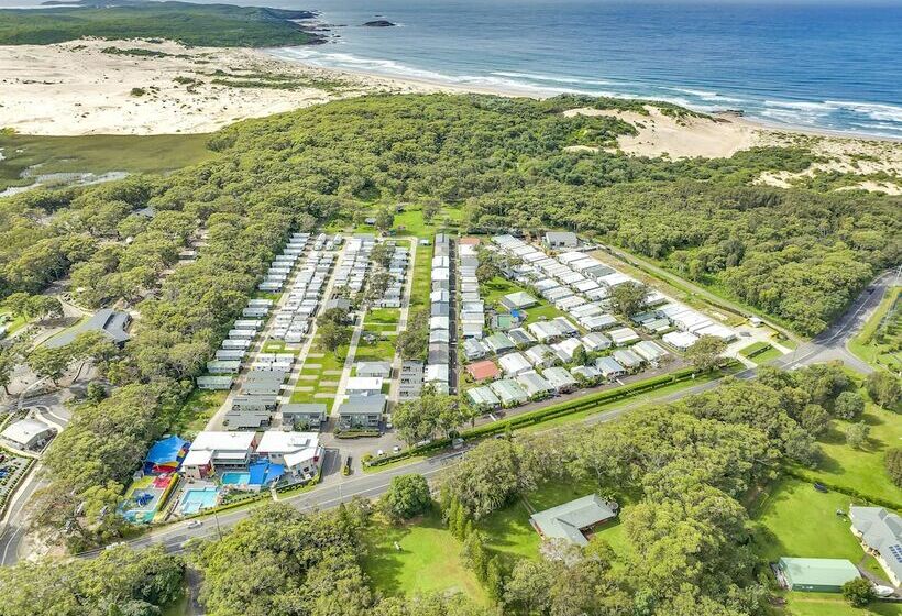 בית מלון כפרי Ingenia Holidays Middle Rock