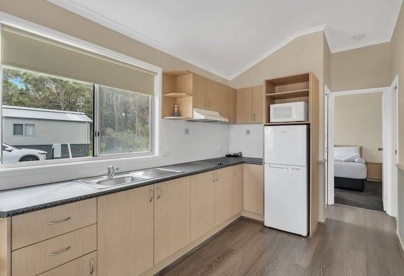 בית מלון כפרי Ingenia Holidays Middle Rock