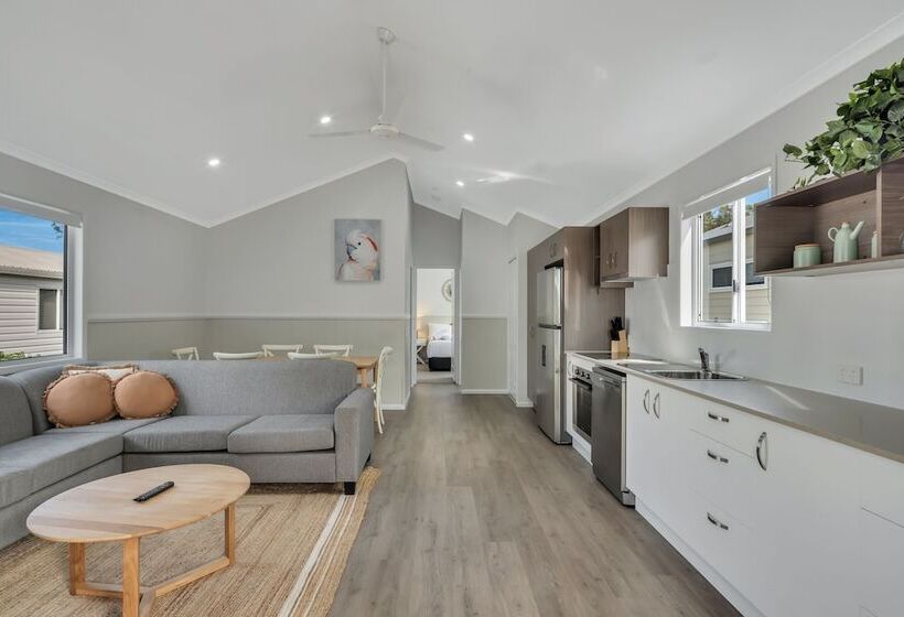 בית מלון כפרי Ingenia Holidays Middle Rock