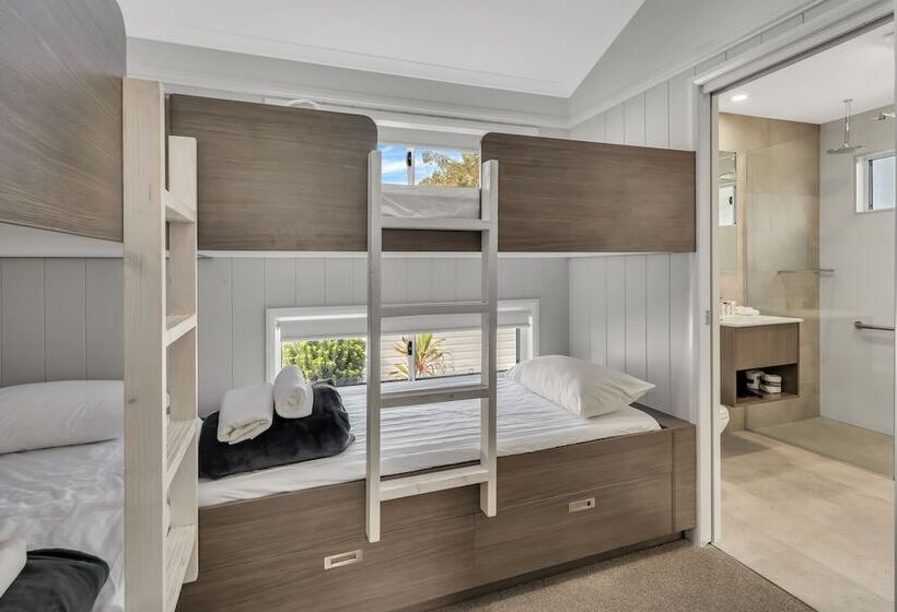 בית מלון כפרי Ingenia Holidays Middle Rock