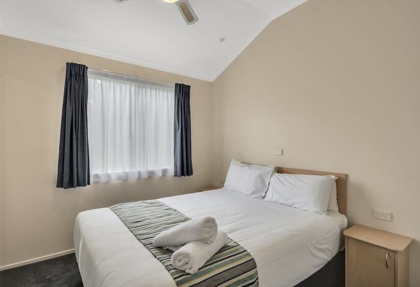 בית מלון כפרי Ingenia Holidays Middle Rock