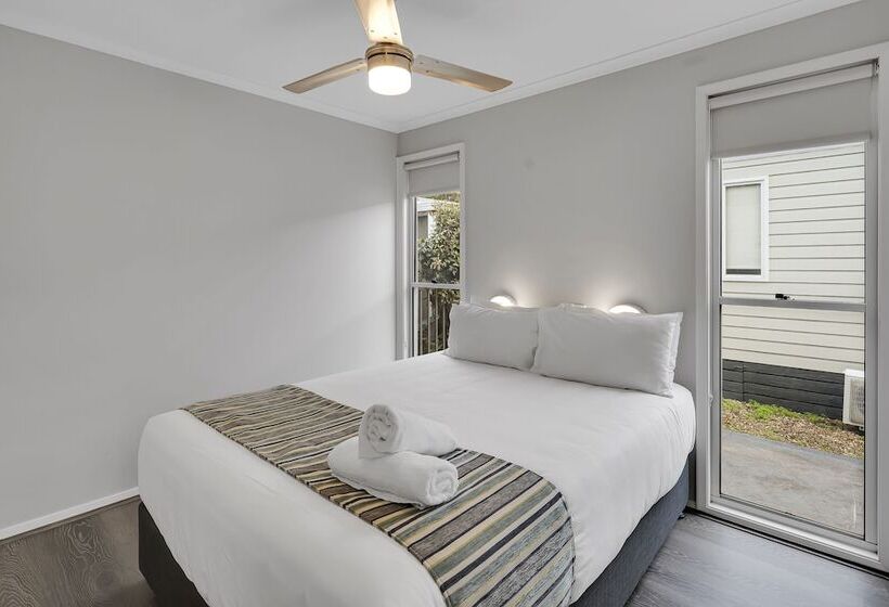 בית מלון כפרי Ingenia Holidays Middle Rock