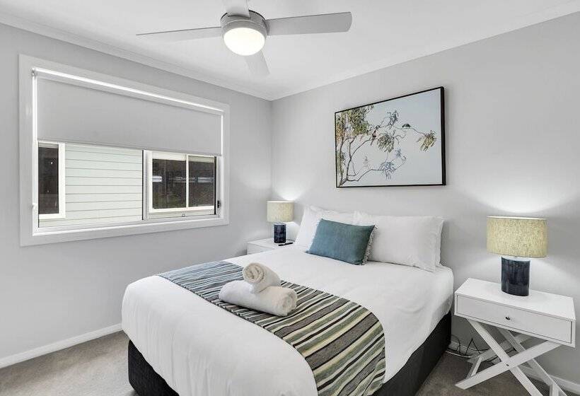 בית מלון כפרי Ingenia Holidays Middle Rock