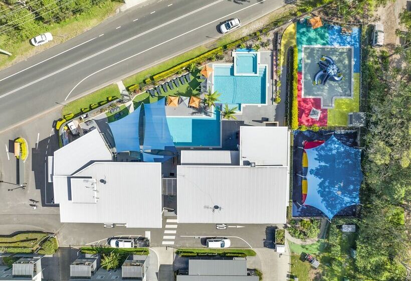 בית מלון כפרי Ingenia Holidays Middle Rock