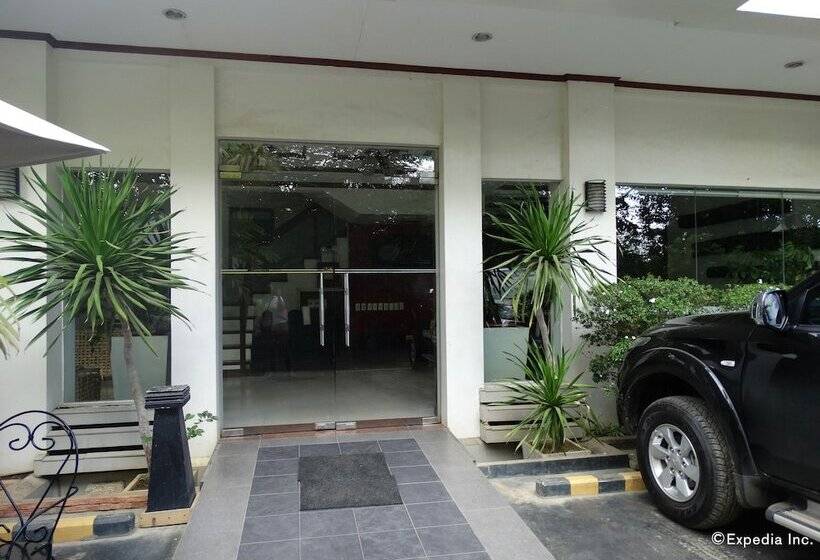 هتل Ipil Suites Puerto Princesa