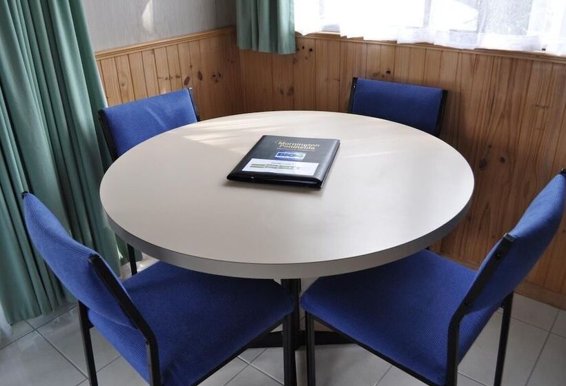 בית מלון כפרי Kangerong Holiday Park