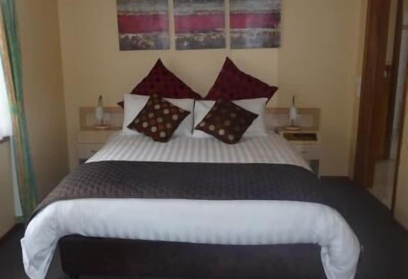 בית מלון כפרי Kangerong Holiday Park