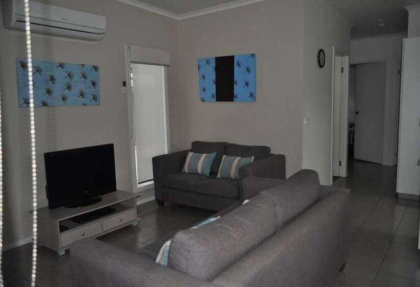 בית מלון כפרי Kangerong Holiday Park