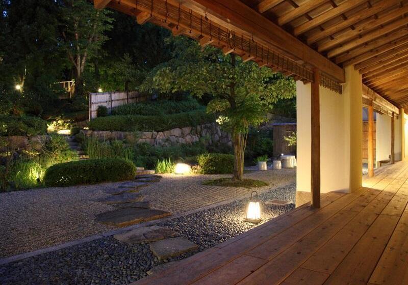 Отель Kyo Yunohana Resort Suisen