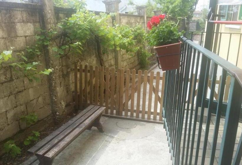 בית מלון כפרי La Pendola