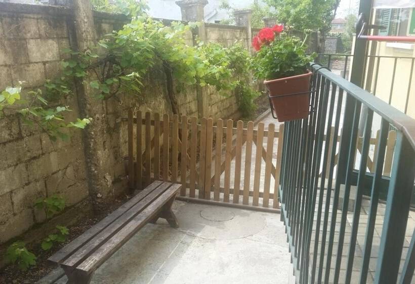 בית מלון כפרי La Pendola