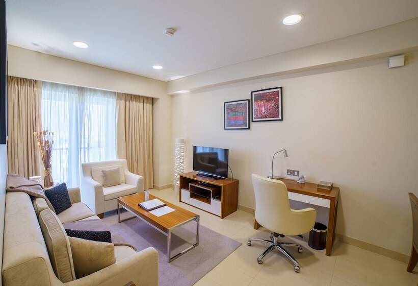 هتل Levatio Suites Muscat, A Member Of Radisson Individuals